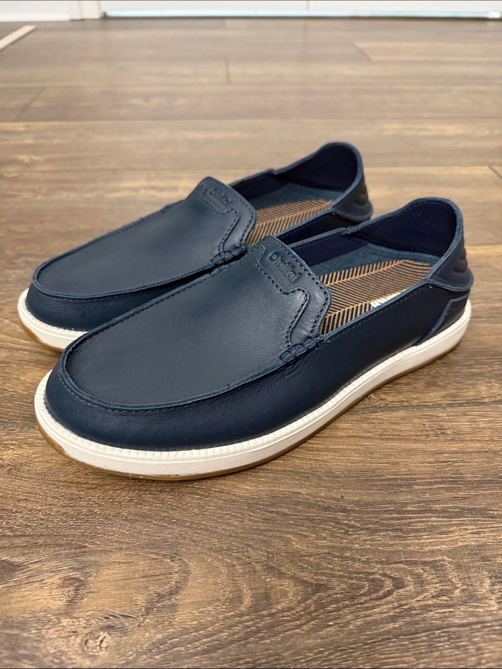 NWOT Olukai Men's Kakaha Nia Shoes, Size 10